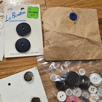 Buttons Lot