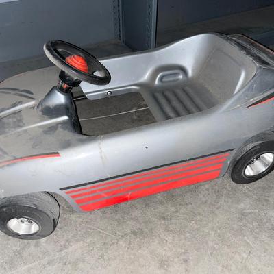 X111-Corvette Pedal Car