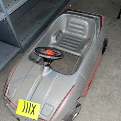 X111-Corvette Pedal Car