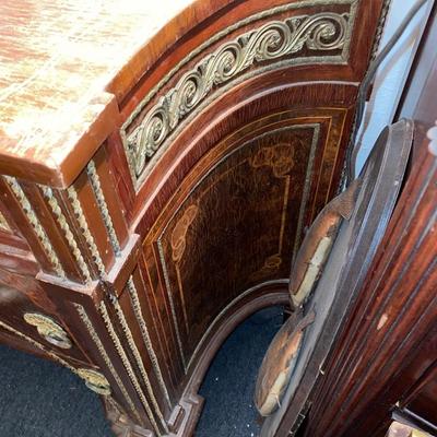 Empire style dresser