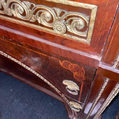 Empire style dresser