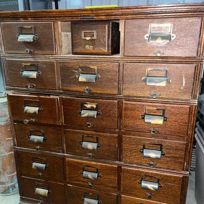 X108-drawered cabinet – missing one drawer