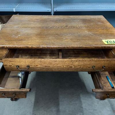 X106-Quartered Sawed Desk with Claw Feet