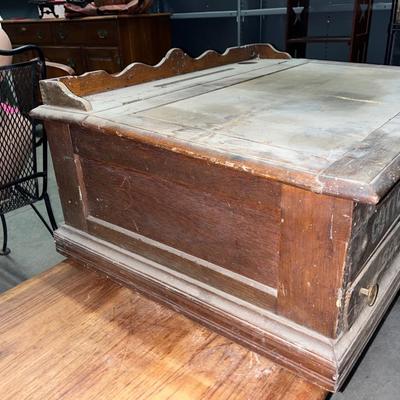 X105-willimantic drawered unit