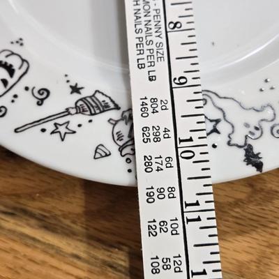 (3) Halloween Plates