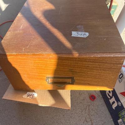 6 1/2 x 13 1/4x 17 1/2 oak single drawer