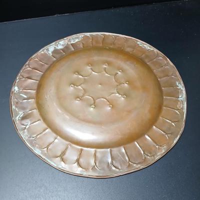 Two vintage copper plates 12" (3 of 3)