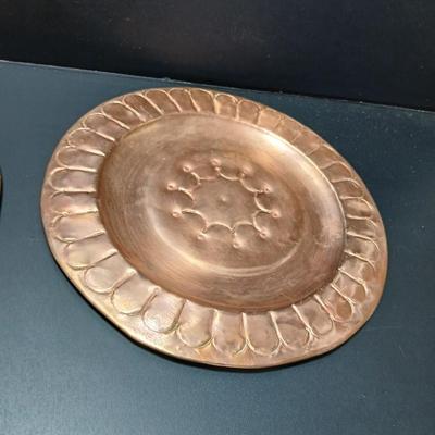 Two vintage copper plates 12" (3 of 3)