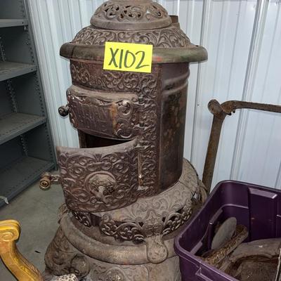 X102-antique cast-iron woodstove