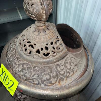 X102-antique cast-iron woodstove