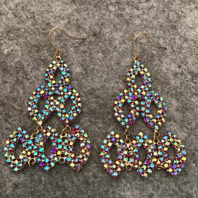 Cute Gold toned Red iridescent dangle earrings