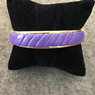 Cute purple & gold tone hinged bracelet