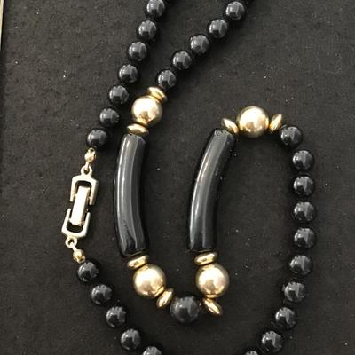 Vintage Black and Gold Necklace