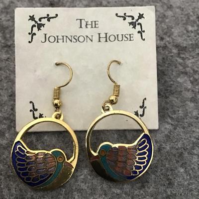 Vintage the Johnson House, Cloisonne bird earrings