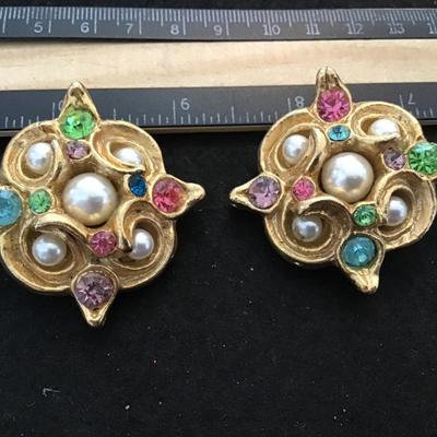 Beautiful Chunky Rhinestone Antique Gold Clip on Earrings Vintage