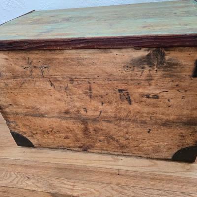 Vintage Trunk all the way from England!