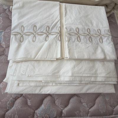 Never used Matouk king sheet set
