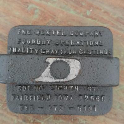 Cast Iron The Dexter company Foundry operations - Fairfield Iowa - Paperweight - Nameplate advertisement