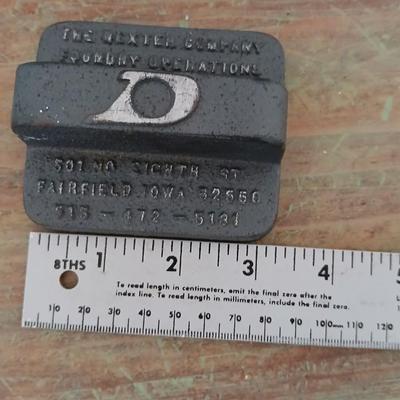 Cast Iron The Dexter company Foundry operations - Fairfield Iowa - Paperweight - Nameplate advertisement