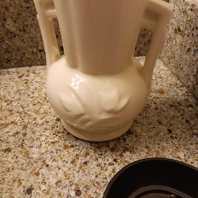 NICE BATH TOWELS, MCCOY VASE WITH FAUX FLOWERS AND MORE