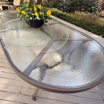 Tropitone table