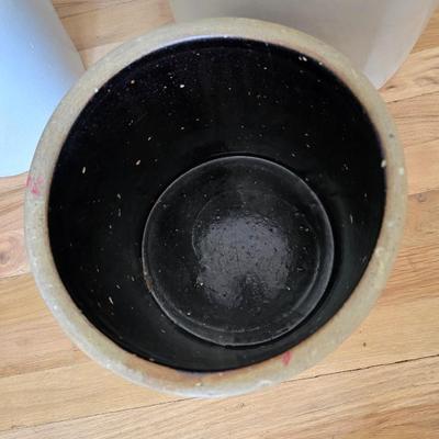 Antique stoneware 2 Gallon 2 Tone Crock - Primitive and unique!