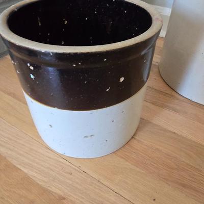 Antique stoneware 2 Gallon 2 Tone Crock - Primitive and unique!