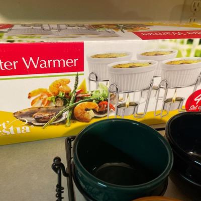 Butter warmer, cherry porter and 4 ceramic condiment holder