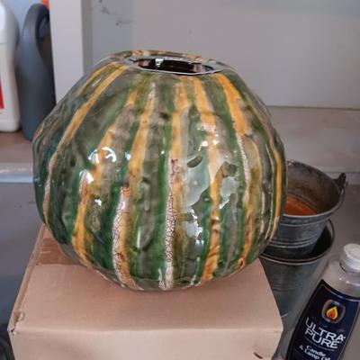 LARGE FIRE POT WITH GEL AND OTHER PATIO ITEMS TO KEEP THE BUGS AWAY