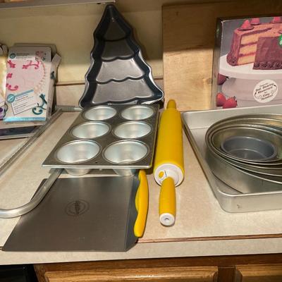 Tote with cake baking items