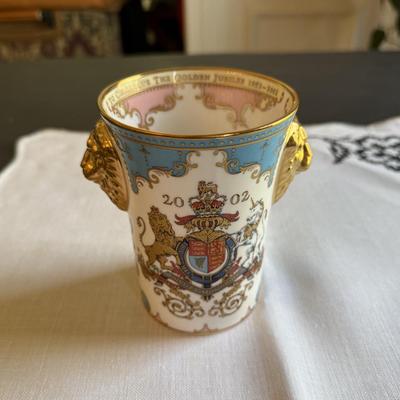 Limited edition 5” Queen Elizabeth Golden Jubilee cup