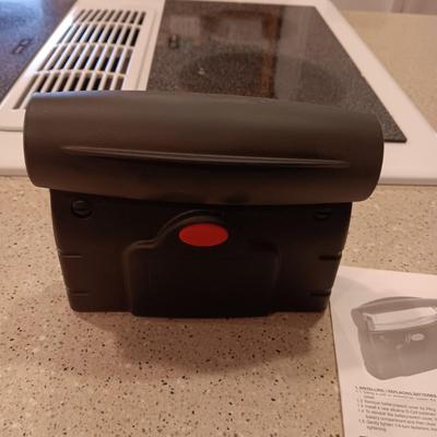 CHAR-BROIL GRILL LIGHT