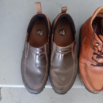 MEN'S LEATHER MERRELL SLIP ON SHOES AND ROCKPORT BOOTS SIZE 10