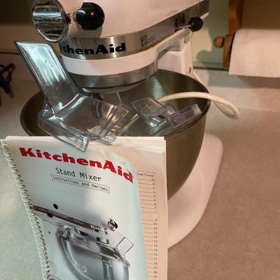 White Kitchen Aid Classic Mixer