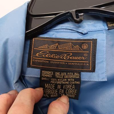 LADIES EDDIE BAUER RAIN PONCHO AND 2 LIGHTWEIGHT JACKETS