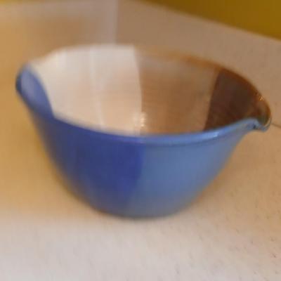 American Made Stoneware Pottery Tripod Footed Kitchen Colander