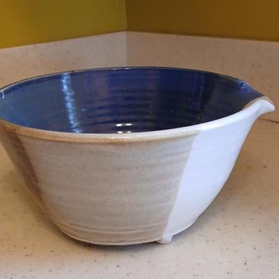 American Made Stoneware Pottery Tripod Footed Kitchen Colander