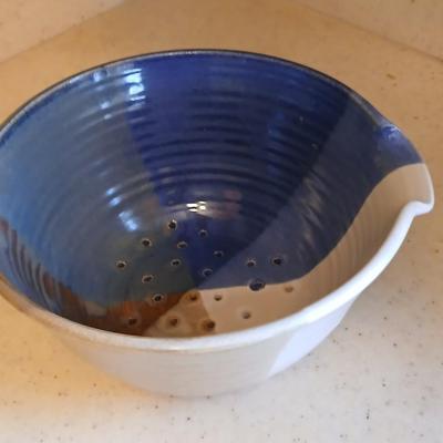 American Made Stoneware Pottery Tripod Footed Kitchen Colander