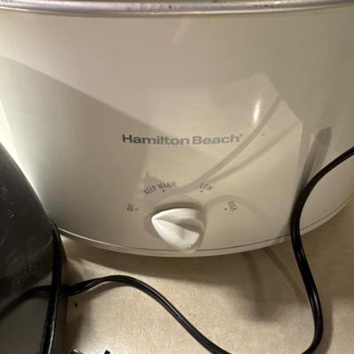 Crockpot and toaster