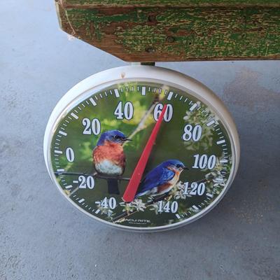 OLD WOODEN BENCH, 3 BIRDHOUSES AND A THERMOMETER