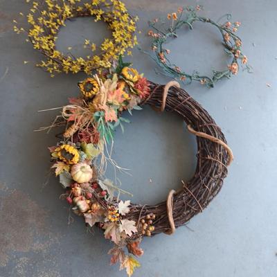 3 FLORAL WREATHS