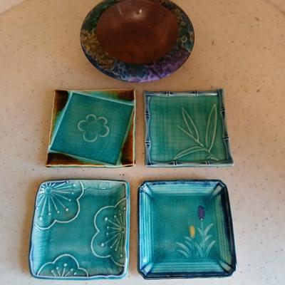 Beautiful signed wood bowl and four pottery square plates / spoon rests / tea bag