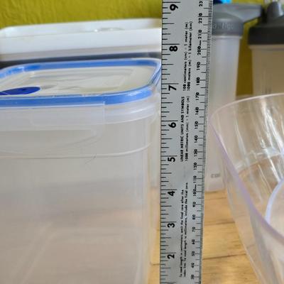 Kitchen plasticware - blender bottles - Cozies - Punch bowl with ladle - canister storage - Tofuture - Sistema