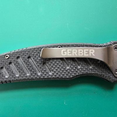 Nice lock blade Gerber folding tactical Pocket knife