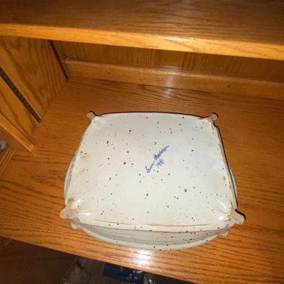 SIGNED STONEWARE/POTTERY CASSEROLE DISH
