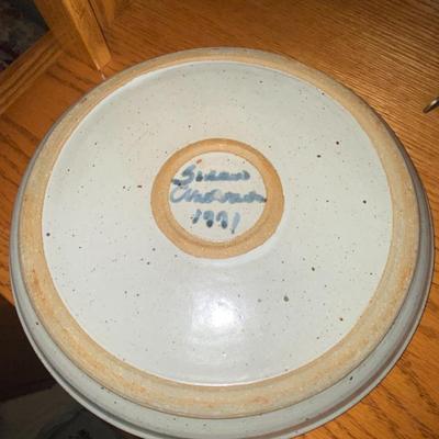 SUSAN ANDERSON SIGNED STONEWARE CHIP AND DIP/BOWL AND PLATTER