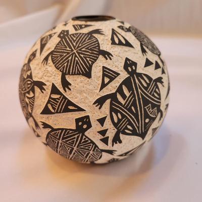 Five Pieces of Acoma Pottery (SR-EL)