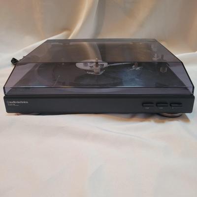 Audio-Technica Stereo Turntable (GB-EL)
