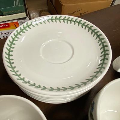 Set of 5 Portmeirion tea/coffee cups and saucers