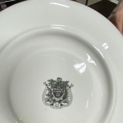 Set of 5 Portmeirion tea/coffee cups and saucers